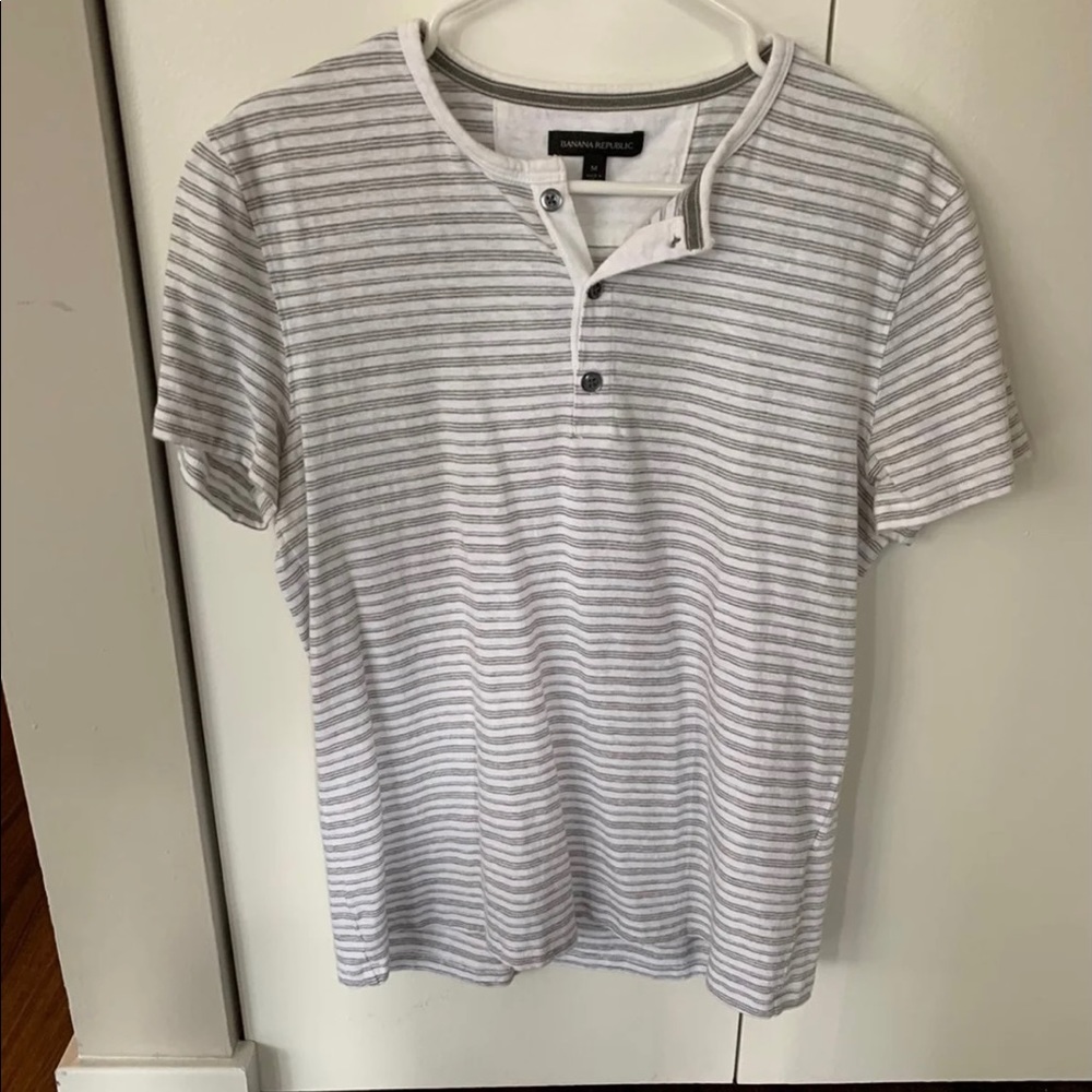 Men’s Banana Republic Tshirt